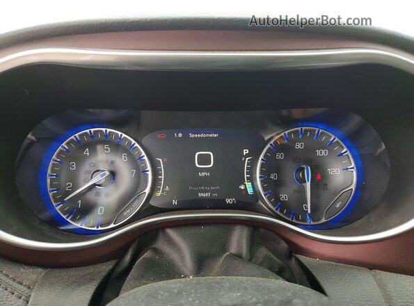 2C4RC1GG6LR136411 2020 CHRYSLER PACIFICA White Vista del cuadro de instrumentos