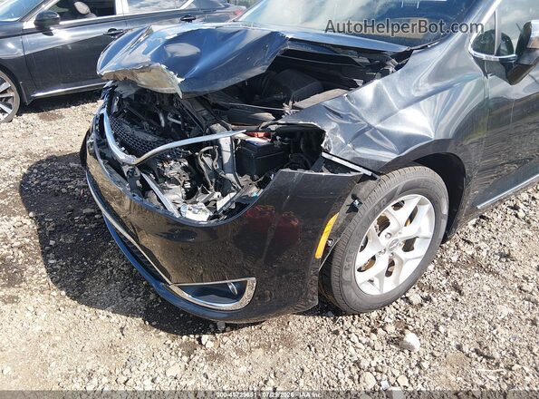 2C4RC1GG6LR279410 2020 CHRYSLER PACIFICA Black Front view