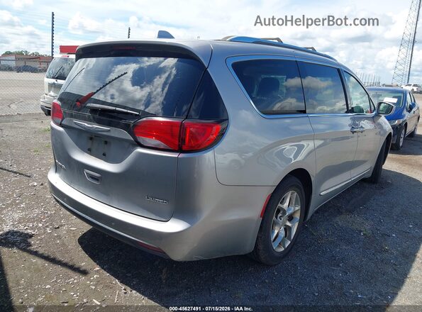 2C4RC1GG7JR320320 2018 CHRYSLER PACIFICA Gray Հետևի աջ