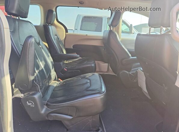 2C4RC1GG7LR280713 2020 CHRYSLER PACIFICA Серебряный Вид задних сидений