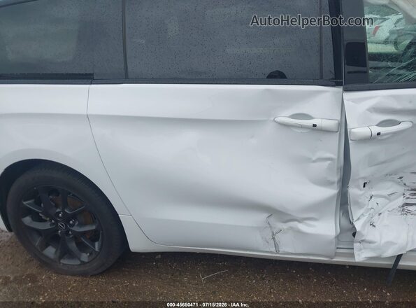 2C4RC1GG7TR161575 2026 CHRYSLER PACIFICA White 