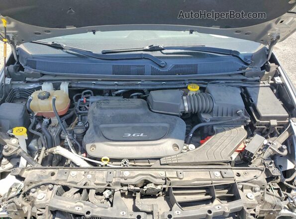 2C4RC1GG8HR762873 2017 CHRYSLER PACIFICA Silver Engine compartment view