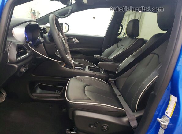 2C4RC1GG8TR276704 2026 CHRYSLER PACIFICA Blue Vista interior delantera