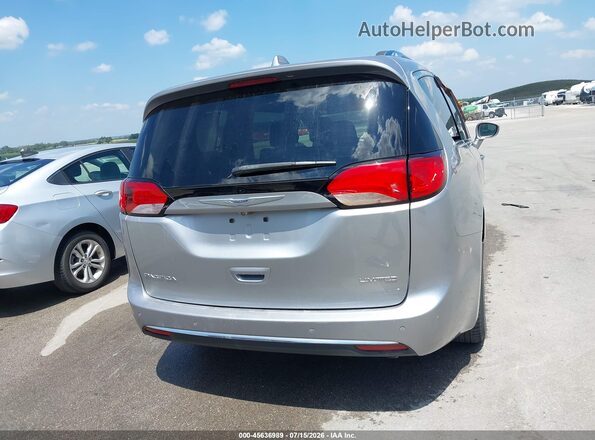 2C4RC1GG9HR747928 2017 CHRYSLER PACIFICA Silver 