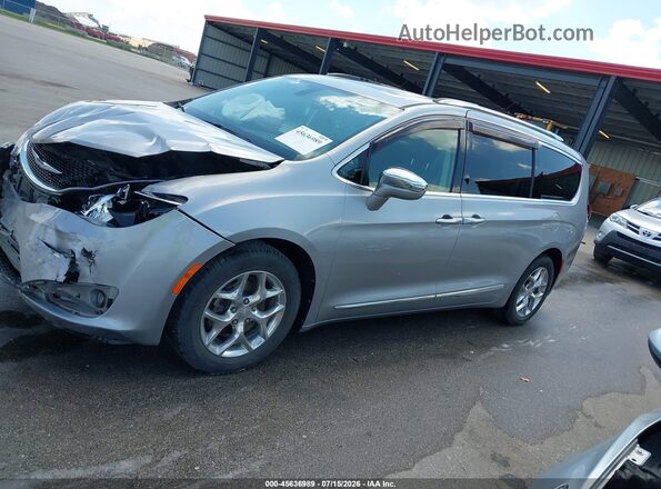 2C4RC1GG9HR747928 2017 CHRYSLER PACIFICA Silver 
