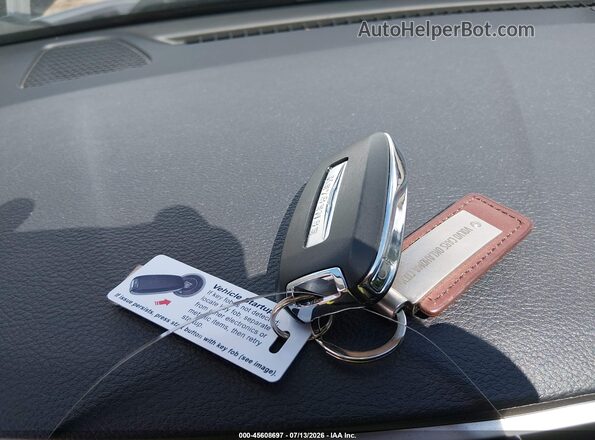 2C4RC1GG9HR839685 2017 CHRYSLER PACIFICA Белый Вид панели приборов