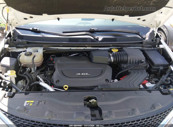 2C4RC1GG9HR839685 2017 CHRYSLER PACIFICA Белый Вид сзади