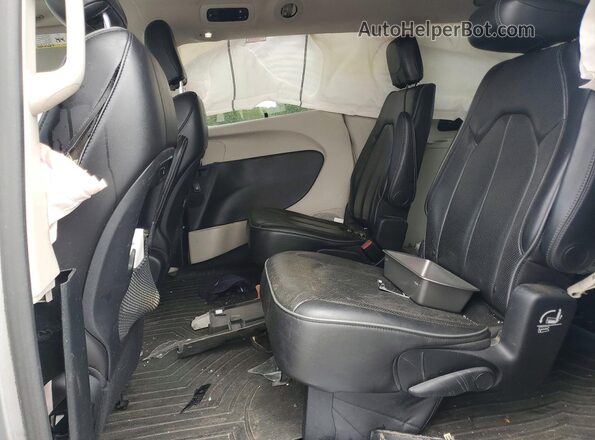2C4RC1GG9JR314504 2018 CHRYSLER PACIFICA Серый Вид задней части салона