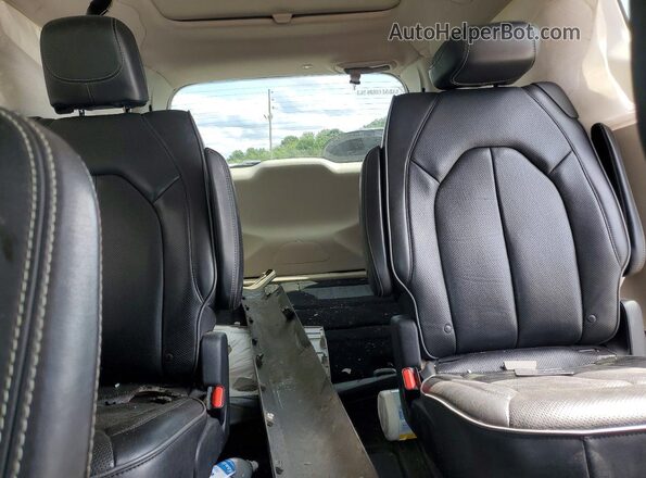 2C4RC1GG9JR314504 2018 CHRYSLER PACIFICA Серый Вид задних сидений