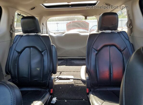 2C4RC1GG9JR314597 2018 CHRYSLER PACIFICA Синий Вид задних сидений