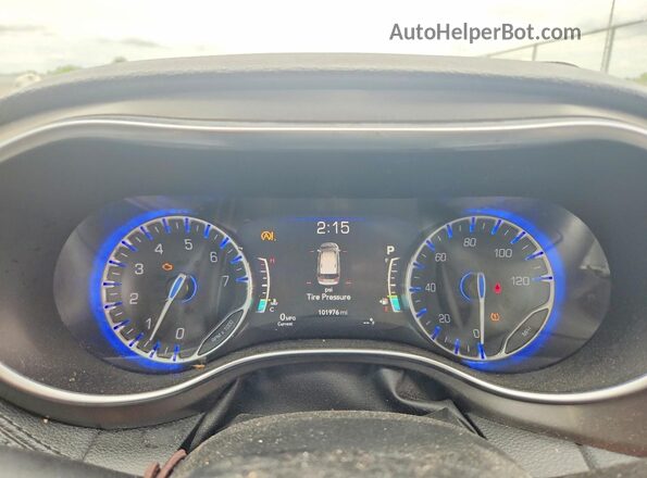 2C4RC1GG9KR574225 2019 CHRYSLER PACIFICA Black ხელსაწყოთა პანელის ხედი