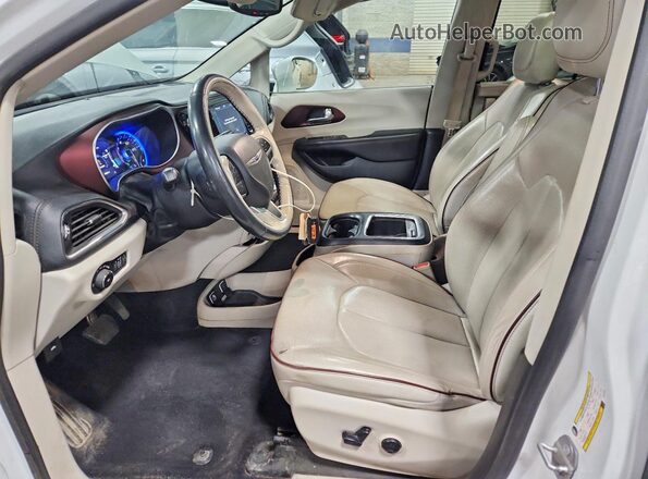 2C4RC1GG9LR114578 2020 CHRYSLER PACIFICA White წინა სალონის ხედი