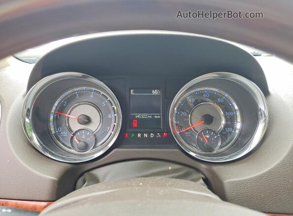 2C4RC1GGXGR113607 2016 CHRYSLER TOWN Белый Вид щитка приборов