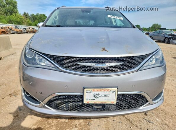 2C4RC1GGXJR112609 2018 CHRYSLER PACIFICA Серебряный Вид спереди