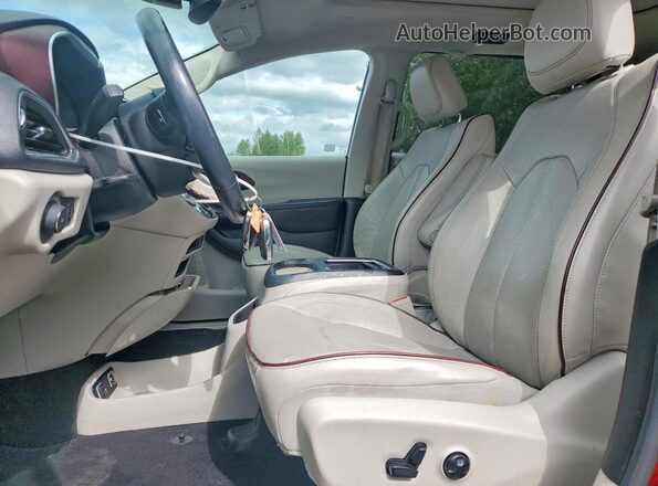 2C4RC1GGXLR285937 2020 CHRYSLER PACIFICA Burgundy Вид салону спереду