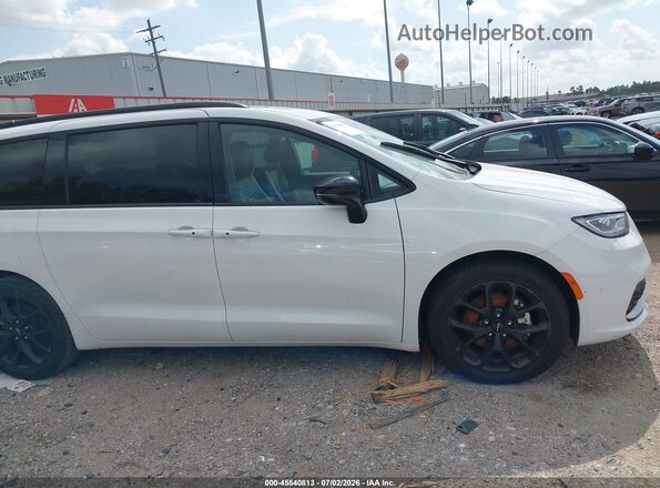 2C4RC1GGXSR522022 2025 CHRYSLER PACIFICA White Սալոնի հետևի տեսք