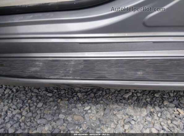 2C4RC1H70JR331304 2018 CHRYSLER PACIFICA Silver Սալոնի 360 աստիճան տեսք