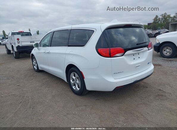2C4RC1H71JR356292 2018 CHRYSLER PACIFICA White Rear left