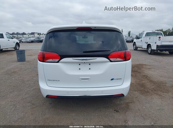 2C4RC1H71JR356292 2018 CHRYSLER PACIFICA White 