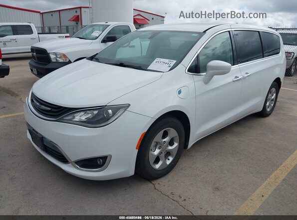 2C4RC1H74HR745552 2017 CHRYSLER PACIFICA White Передня ліва чверть