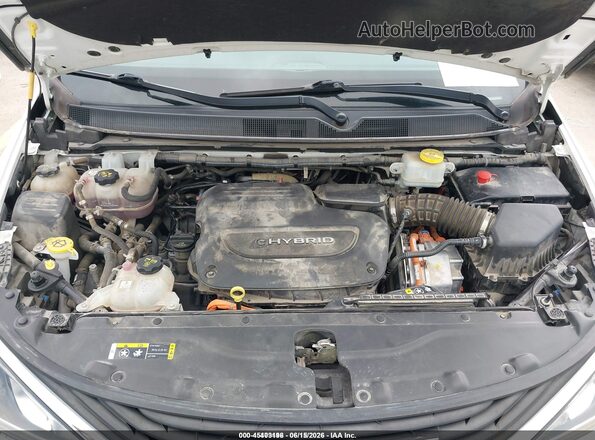 2C4RC1H74HR745552 2017 CHRYSLER PACIFICA White Вид ззаду