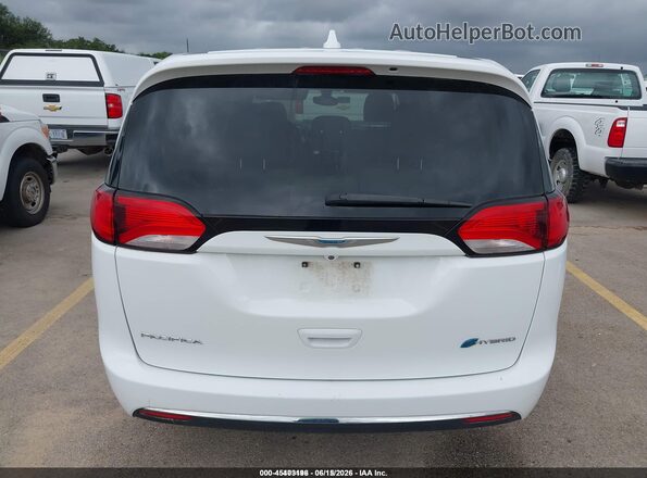2C4RC1H74HR745552 2017 CHRYSLER PACIFICA White 