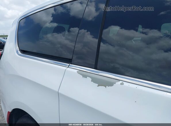 2C4RC1H78JR338467 2018 CHRYSLER PACIFICA White უკანა სალონის ხედი
