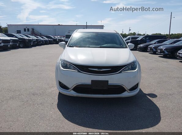 2C4RC1H78KR679076 2019 CHRYSLER PACIFICA White 