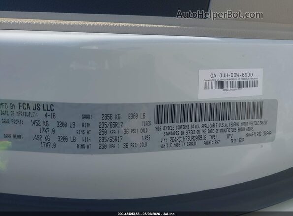 2C4RC1H79JR306918 2018 CHRYSLER PACIFICA Белый Вид подкапотного пространства
