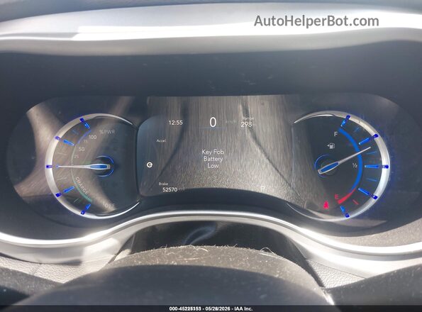 2C4RC1H79JR306918 2018 CHRYSLER PACIFICA Белый Вид задних сидений