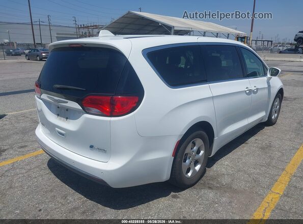 2C4RC1H79JR306918 2018 CHRYSLER PACIFICA Белый Задняя правая четверть