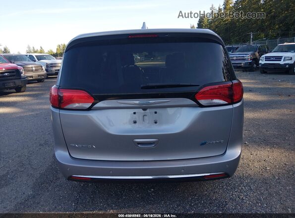 2C4RC1H79JR311665 2018 CHRYSLER PACIFICA Silver 