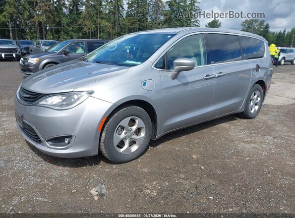 2C4RC1H7XJR289725 2018 CHRYSLER PACIFICA Silver Front left