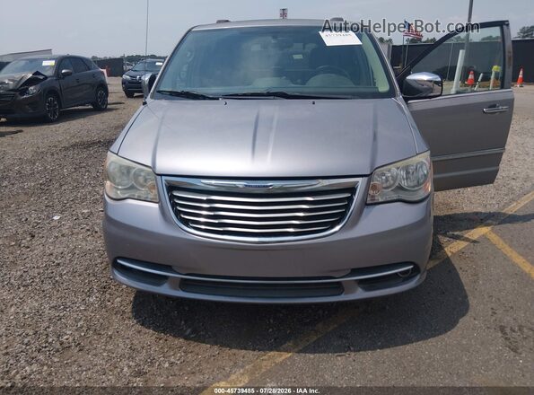 2C4RC1JG9GR239157 2016 CHRYSLER TOWN & COUNTRY Silver Vista frontal