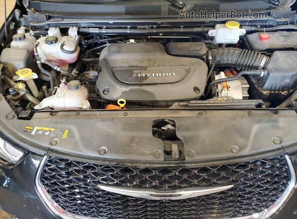 2C4RC1L70NR220846 2022 CHRYSLER PACIFICA Черный Вид задней части салона