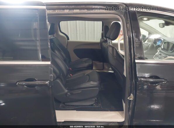 2C4RC1L70PR572747 2023 CHRYSLER PACIFICA Black Widok naklejki z numerem VIN