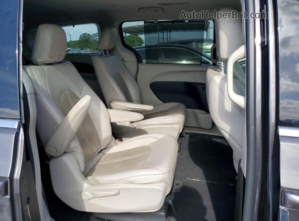 2C4RC1L73MR585987 2021 CHRYSLER PACIFICA Gray Вид задніх сидінь