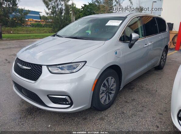 2C4RC1L73PR626123 2023 CHRYSLER PACIFICA Серебряный Передняя левая четверть