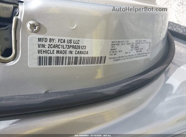 2C4RC1L73PR626123 2023 CHRYSLER PACIFICA Серебряный Вид подкапотного пространства