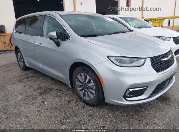 2C4RC1L73PR626123 2023 CHRYSLER PACIFICA Серебряный 