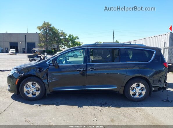 2C4RC1L74JR253018 2018 CHRYSLER PACIFICA Black 