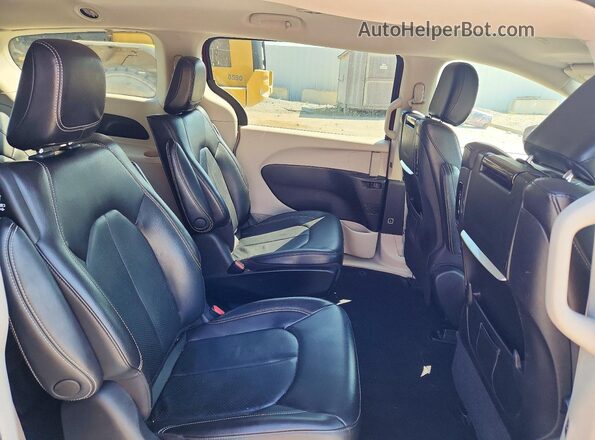 2C4RC1L78NR174148 2022 CHRYSLER PACIFICA Коричневый Вид задней части салона