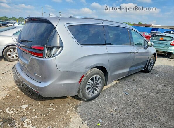 2C4RC1L7XMR594024 2021 CHRYSLER PACIFICA Silver Trasero derecho