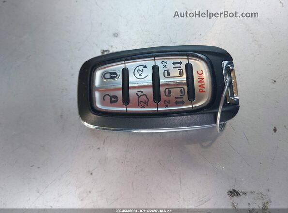 2C4RC1L7XPR626295 2023 CHRYSLER PACIFICA Black Vista del salpicadero