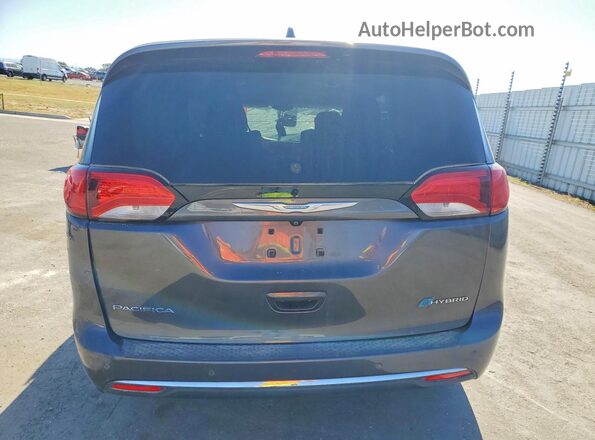 2C4RC1N70JR358815 2018 CHRYSLER PACIFICA Charcoal უკანა ხედი