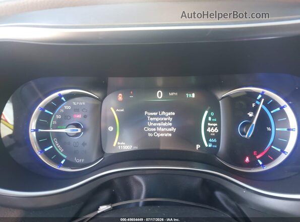 2C4RC1N70LR127447 2020 CHRYSLER PACIFICA Белый Вид задних сидений