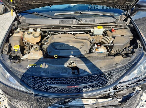 2C4RC1N71LR184496 2020 CHRYSLER PACIFICA Black Rear interior view