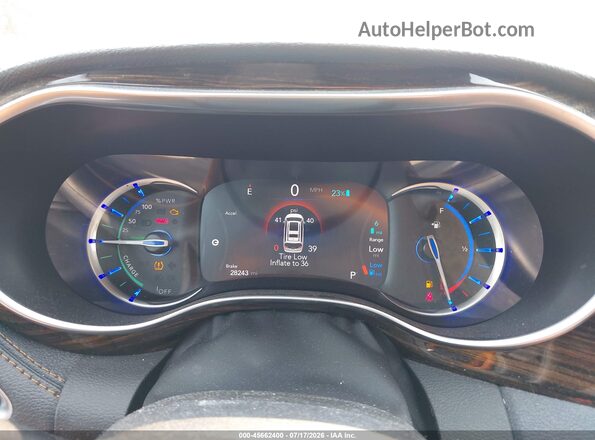 2C4RC1N71PR562774 2023 CHRYSLER PACIFICA Белый Вид задних сидений