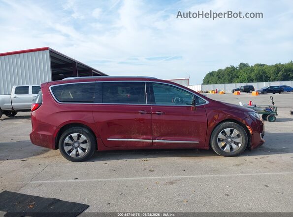 2C4RC1N72JR213162 2018 CHRYSLER PACIFICA Maroon Вид задньої частини салону