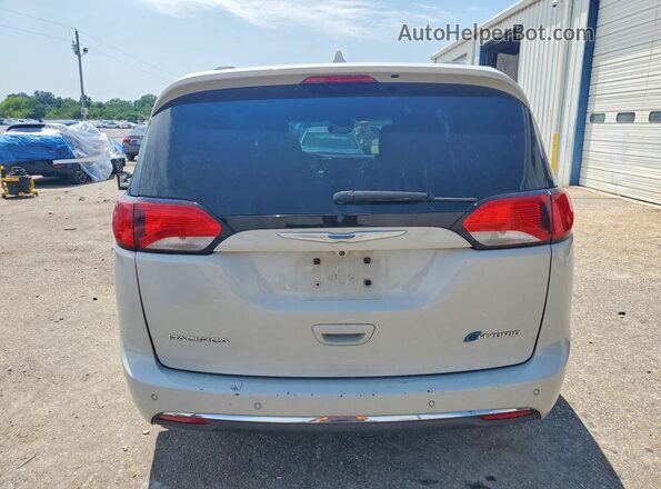 2C4RC1N73LR135185 2020 CHRYSLER PACIFICA Cream Հետևի տեսք